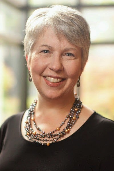 Headshot of Carolyn Purcell