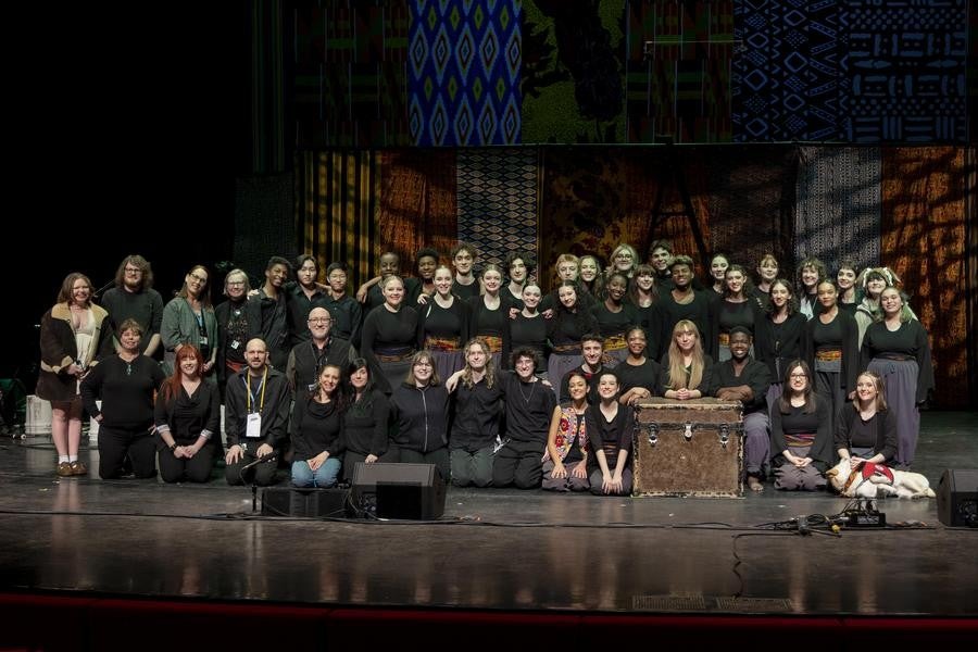 Mukti Act I Cast Group Photo