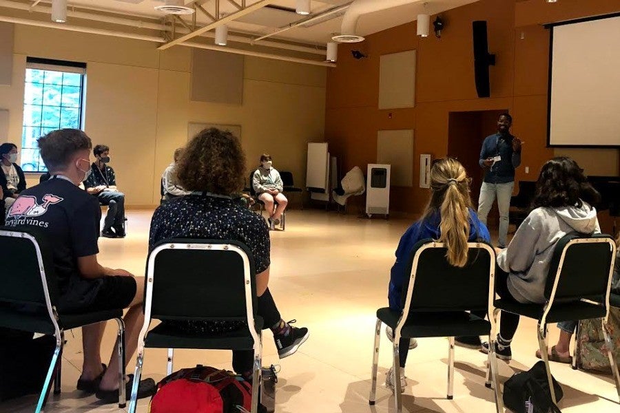 Titus Underwood answering questions from oboe students.