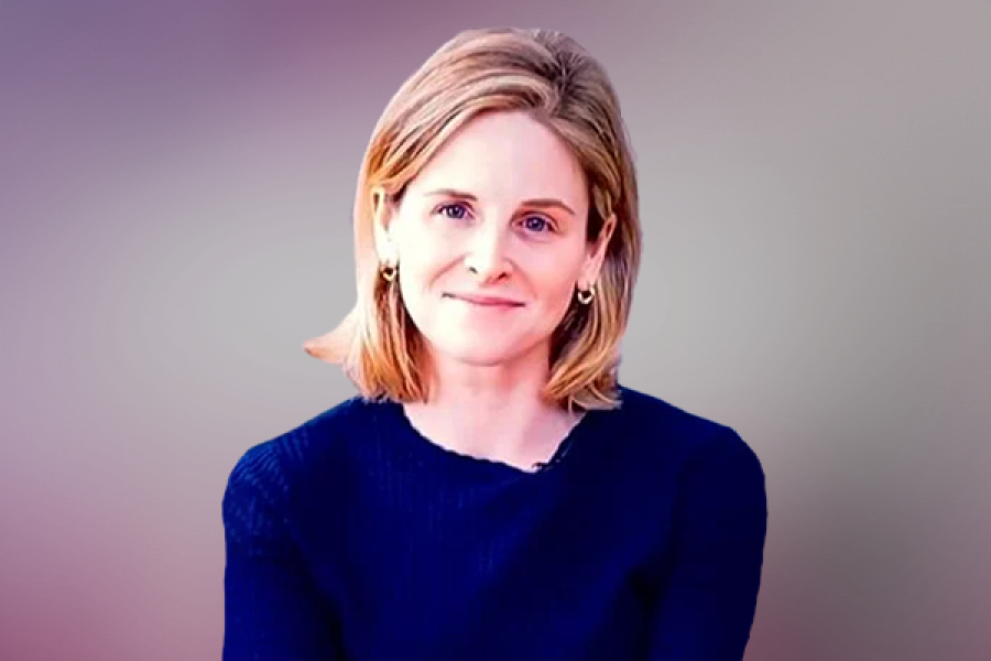 Headshot of Lauren Braun